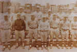 papas_baseball_team.jpg (55555 bytes)